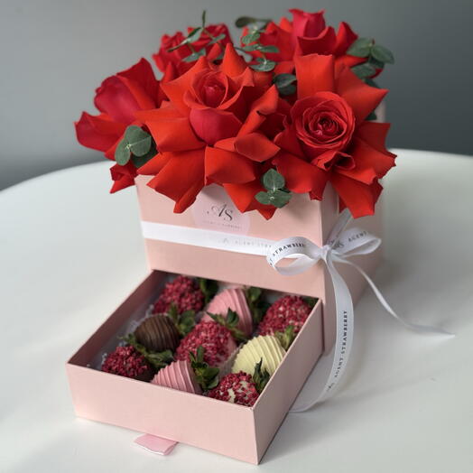 Шкатулка с красными Французскими розами 🌹