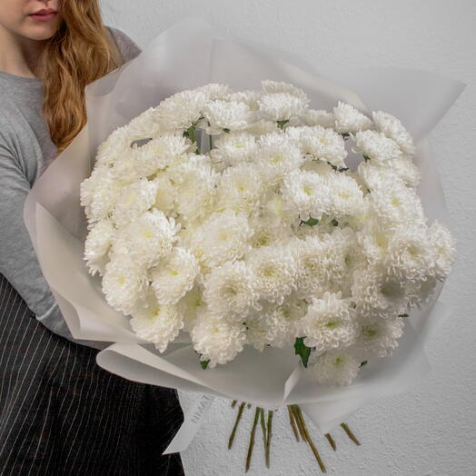 Букет из белых кустовых хризантем Алтай, 15 шт