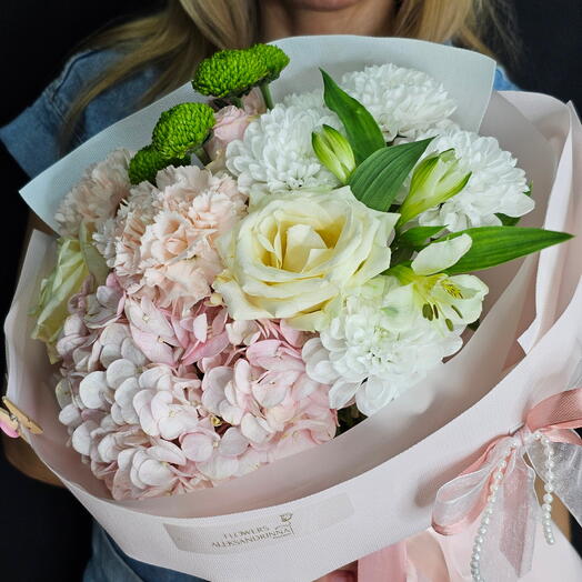 Букет "Притяжение" 🎀 авторский: гортензия, хризантема, диантус, роза, кустовая роза, нежный, любимой, девушке, маме, учителю