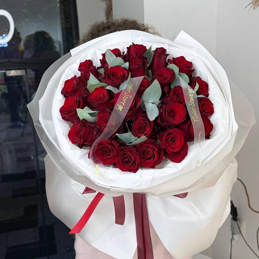 Алых роз