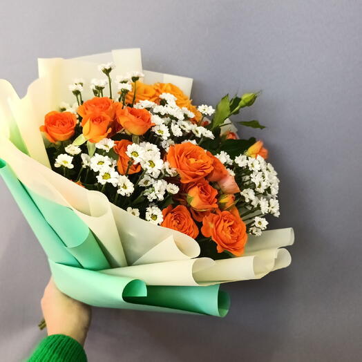 Букет с оранжевыми розами