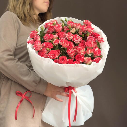 Букет из кустовых роз 11 штук 496