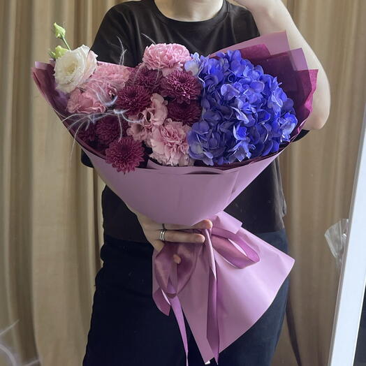 Букет с сиреневой гортензией , хризантемой и диантусами💜