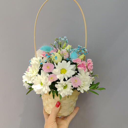 Корзинка с цветами