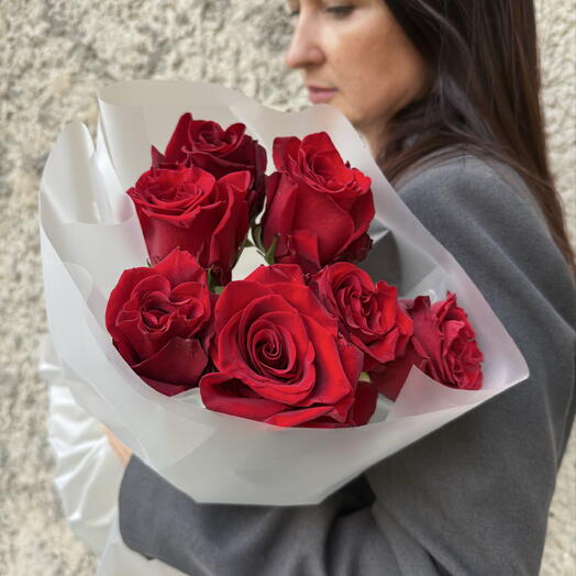7 красных роз Эквадор 🌹