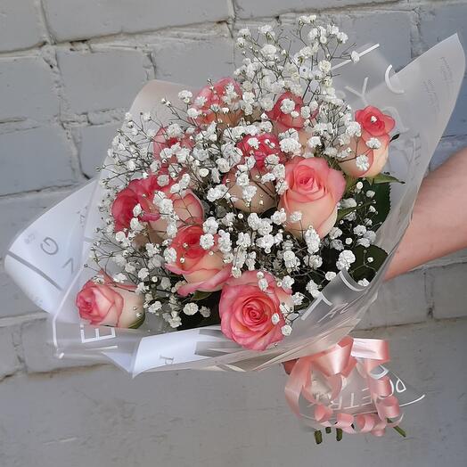 Букет роз Джумилии с гипсофилой 💐