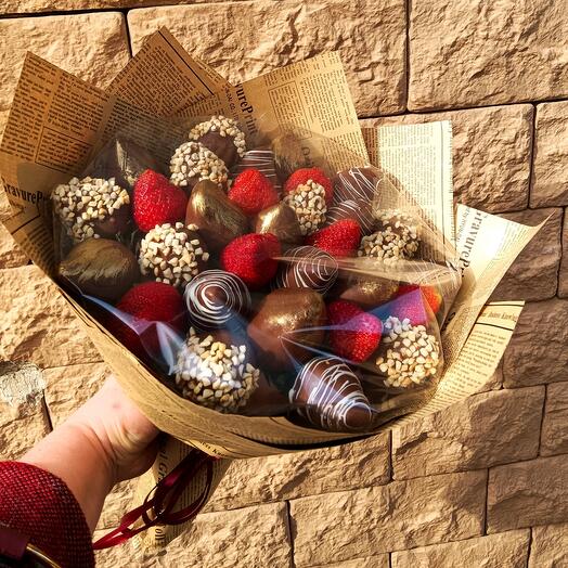 Ramo de fresas en chocolate con leche 🍓 🍫 