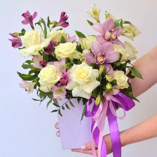 Composition of roses and orchids "For what you are"