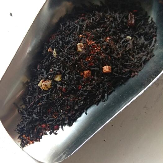 Шоколадный брауни (черный чай с карамелью и сушеным виноградом)