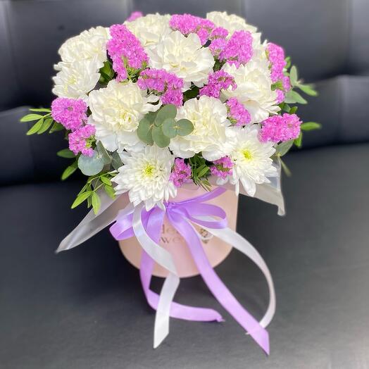 Flores en Caja de Dianthus resistentes y Statitsoy