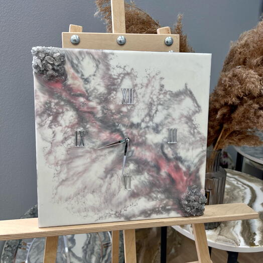 Часы из эпоксидной смолы