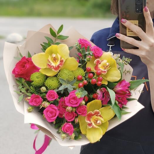 Ягодный пунш 🤩 орхидея и кустовые розы