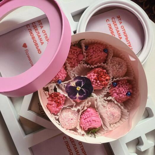 Клубника в шоколаде в шляпной коробке 🍓