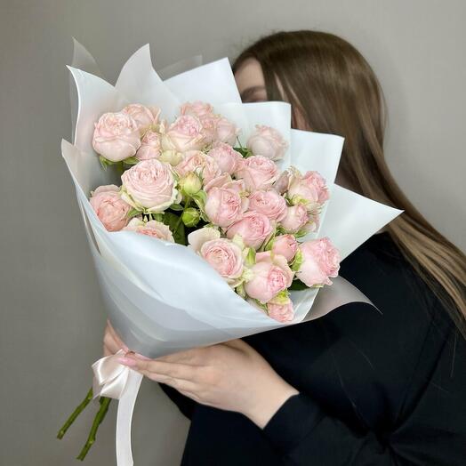 Моно из кустовой пионовидной розы «Бомбастик»