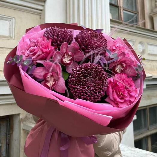Ramo de orquídea crisantemo rosa
