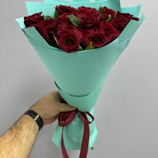 ✅Ramo de 17 rosas escarlatas