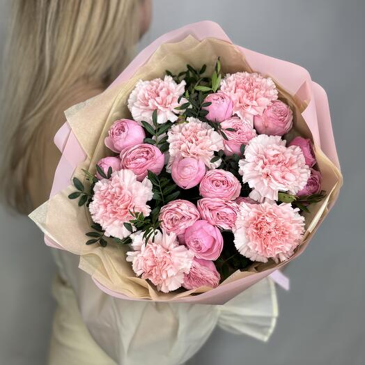 Silva Pink Пиновидные Розы и Конфетные Диантусы