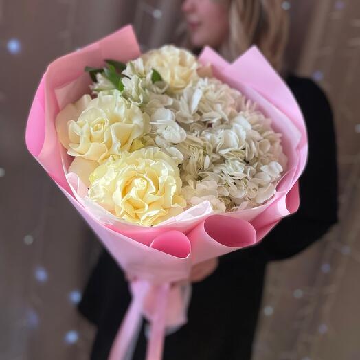 🌷Авторский букет «Теплые мгновения» с розами, гортензией и альстромерией