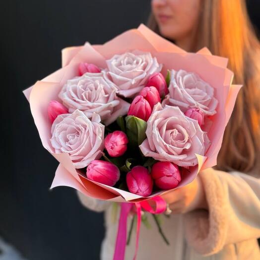 Тюльпаны и розы 🌷