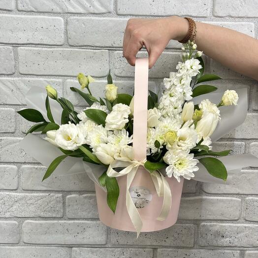 Милая нежная корзинка