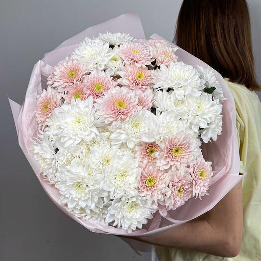 A bouquet of chrysanthemums