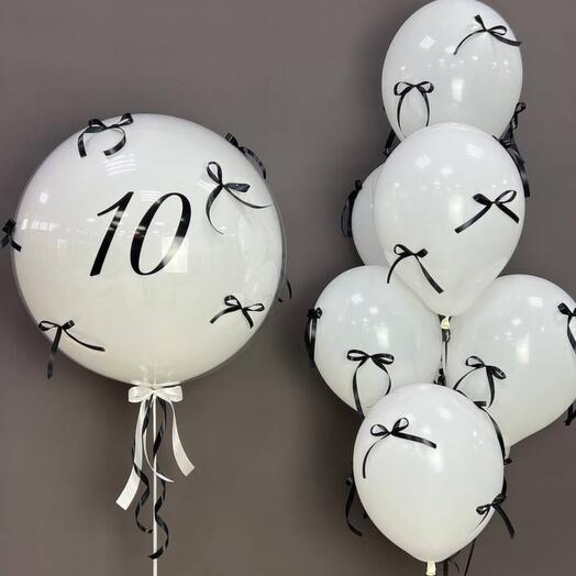 Композиция из шаров на 10 лет