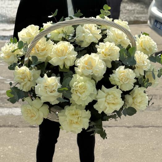 Корзина с французскими розами «Floercia2»