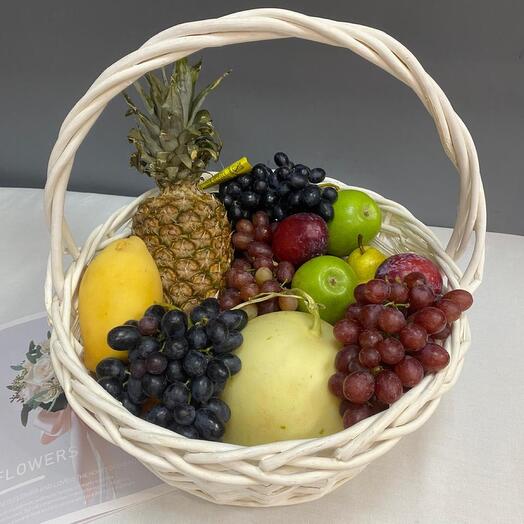 Большая корзина фруктов для Ваших родных и любимых 😍