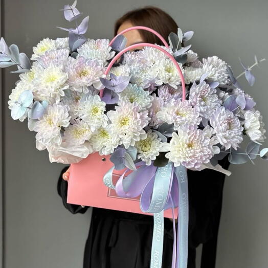 Цветы в сумке