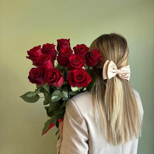 Bouquet of red roses 70 cm