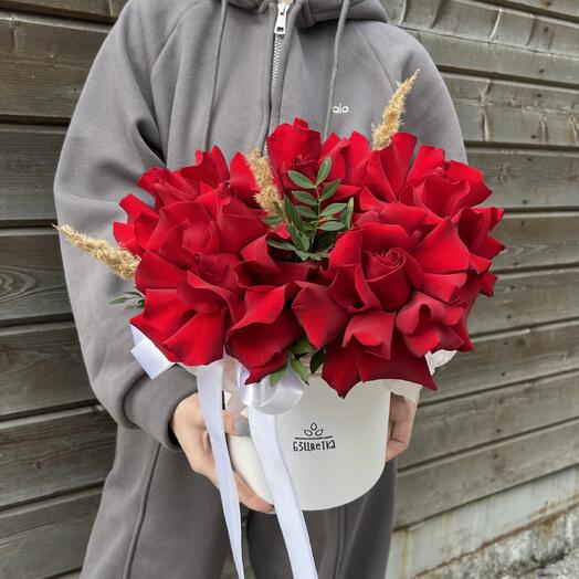 Французские розы в коробке