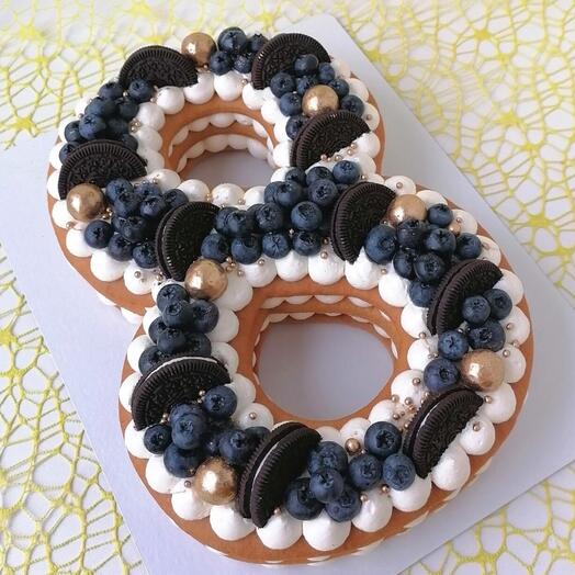 Торт цифра 8