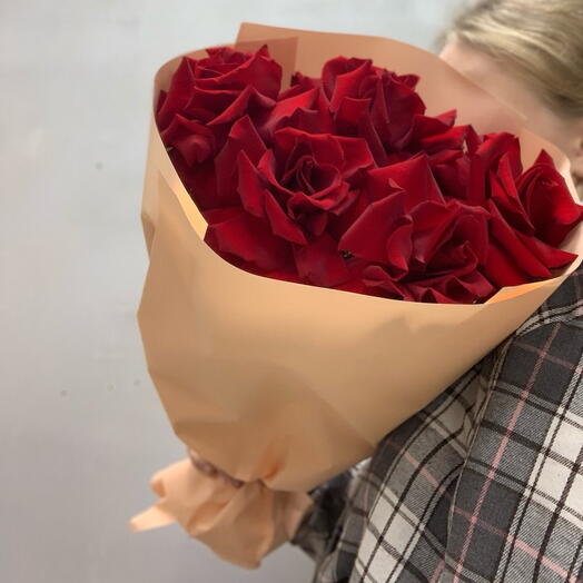 Монобукет из красных французских роз