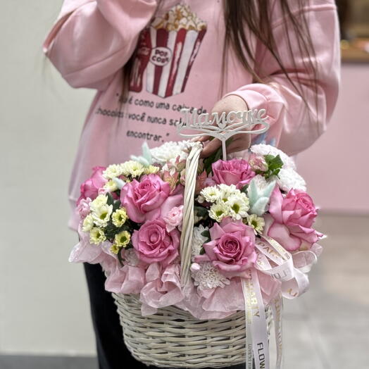 Корзина с цветами