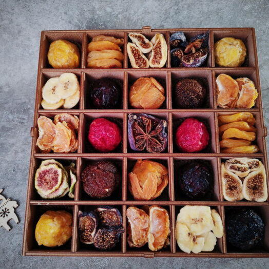 Пряный новогодний набор сухофруктов