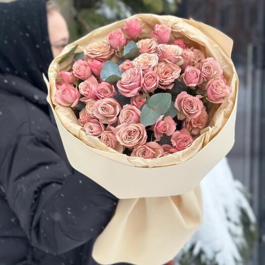 Букет из кустовых роз «Вдохновение»