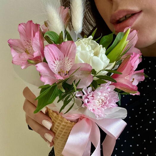 ЦВЕТОЧНАЯ КОМПОЗИЦИЯ "GELATO" / букет комплимент / цветочный десерт / букет подруге бенто / подарок на 8 марта / коллеге