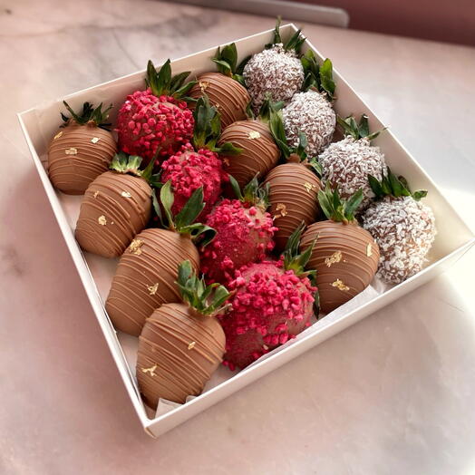 Fresas cubiertas de chocolate 16 piezas