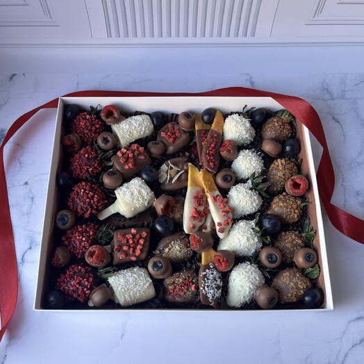 Фрукты и ягоды в бельгийском шоколаде 🍫🍌🥭🍓🫐 Подарок любимой, маме, коллеге, подруге