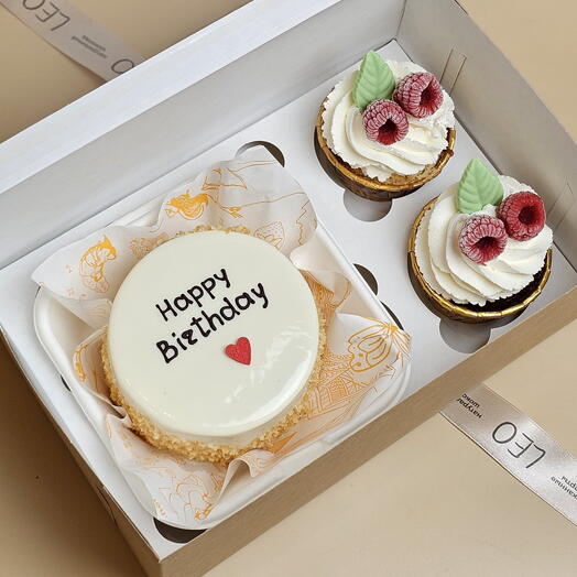 Бенто торт и капкейки HAPPY BIRTHDAY С ДНЁМ РОЖДЕНИЯ