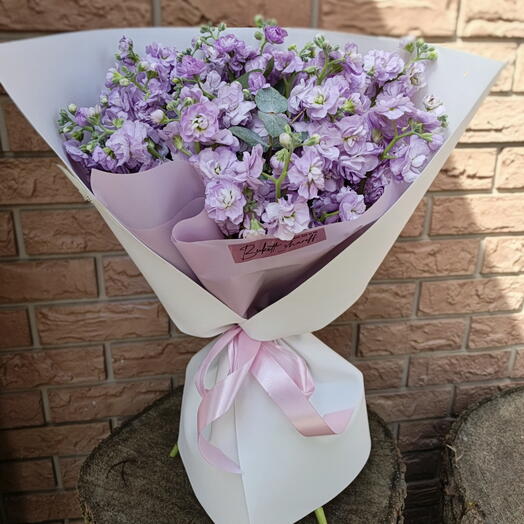 Букет с матиоллой 💜