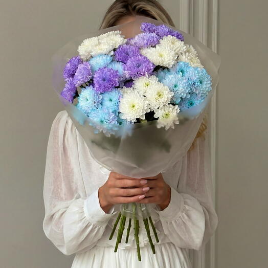 Букет с разноцветными кустовыми хризантемами (9 веток) от XOFLOWERS