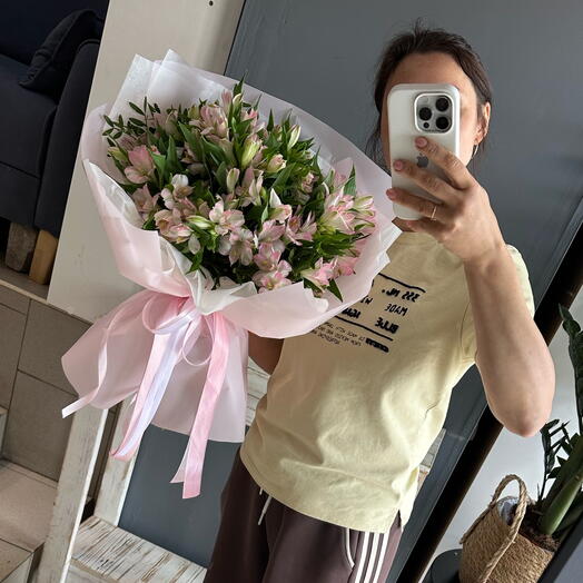 Букет из альстромерий️😍
