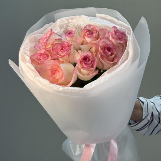 Розовые розы 9
