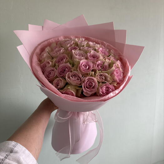 35 нежных кенийских роз