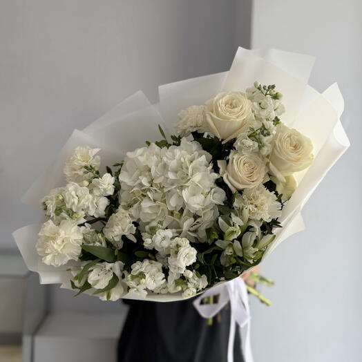 White bouquet