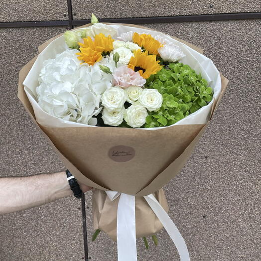 Букет с гелиантусом 🌻