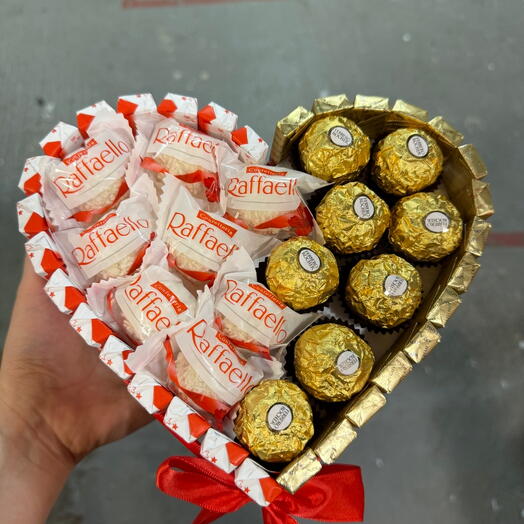 Сладкий подарочный набор торт сердце Raffaello Kinder Ferrero Merci