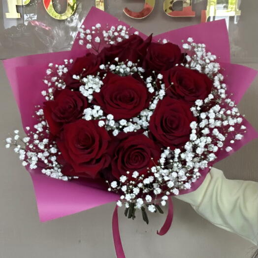 Букет из красных розы 🌹белый гипсофила