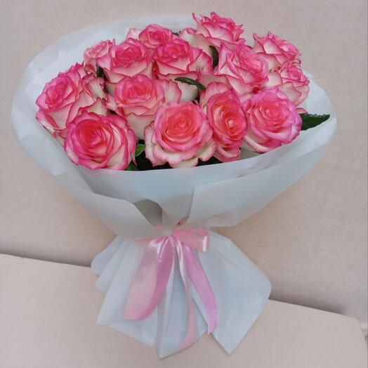 15 роз Джумилия